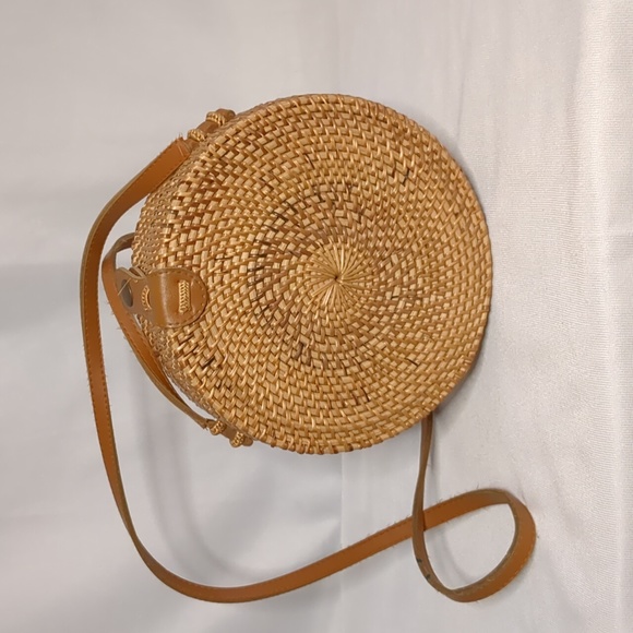 Handbags - Round Rattan Bag